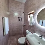 Holiday Home بيت ضيافة 3*
