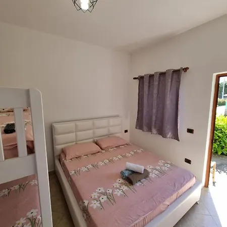 Holiday Home 3* Plazhi San Pietro