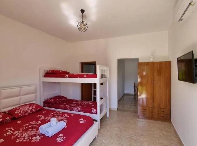 بيت ضيافة Holiday Home 3*