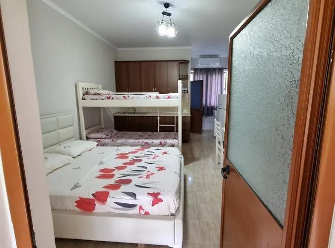Holiday Home بيت ضيافة